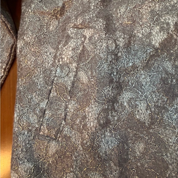 Banana Republic, NWT, Silver Jacquard Zip-Up Bomber Style Jacket. Medium - Picture 4 of 14